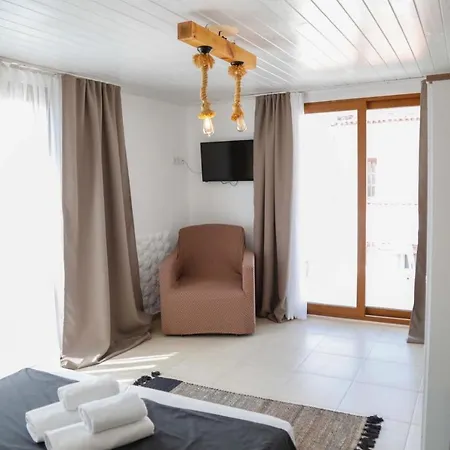 Bed & Breakfast Ivy House Loca